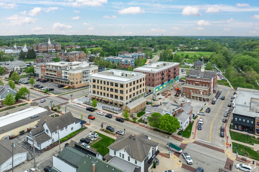 More Photos Of 705 Genesee St, Delafield Office For Lease