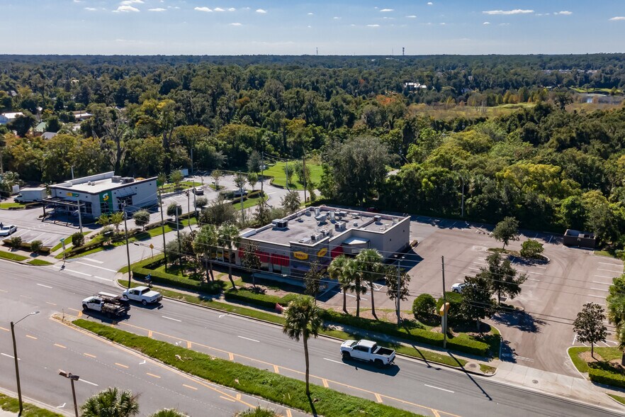 More Photos Of 1206 N Woodland Blvd, Deland Restaurant For Lease