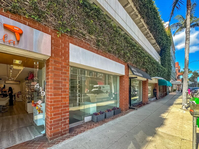 More Photos Of 416 N Bedford Dr, Beverly Hills Medical For Lease