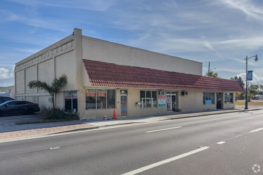 More Photos Of 110-116 S US Highway 1, Fort Pierce Storefront Retail Office For Sale