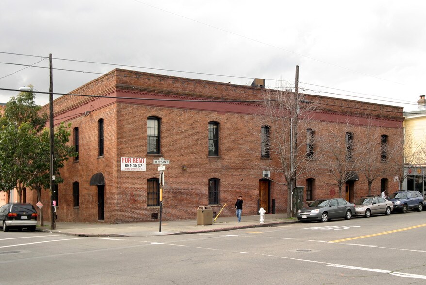 More Photos Of 2180-2182 Bryant St, San Francisco Office For Lease