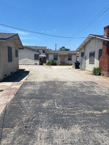More Photos Of 6929-6933 Pine Ave, Bell Apartments For Sale