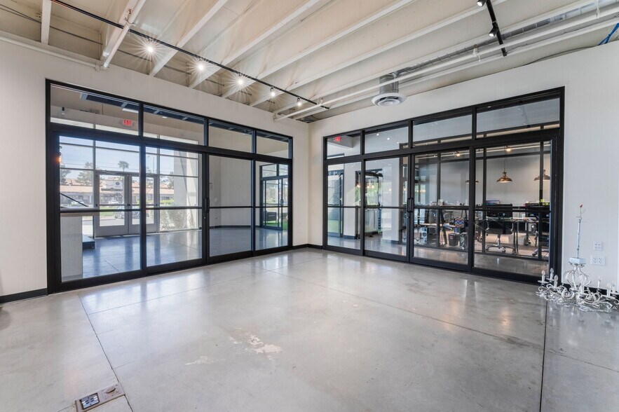 More Photos Of 2950 E Sunset Rd, Las Vegas Showroom For Sale