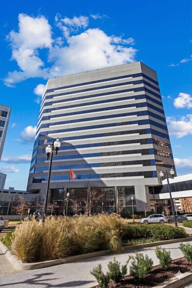 More Photos Of 188 E Capitol St, Jackson Office For Lease