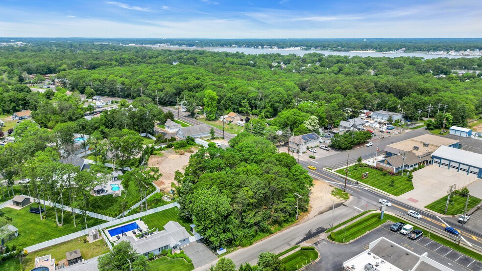 More Photos Of 307 Drum Point Rd, Brick Office Residential For Sale
