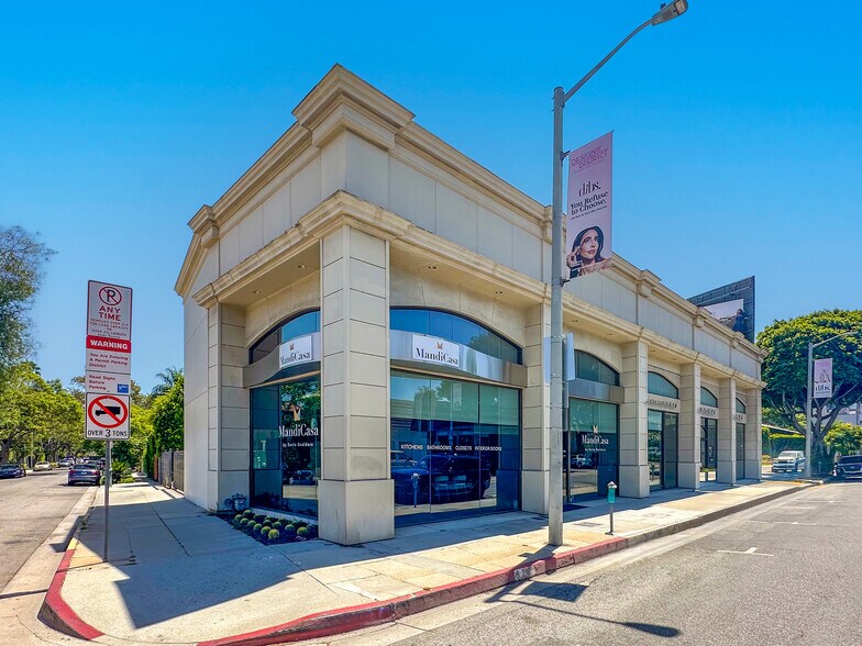 Primary Photo Of 370-372 N Robertson Blvd, West Hollywood Storefront For Lease