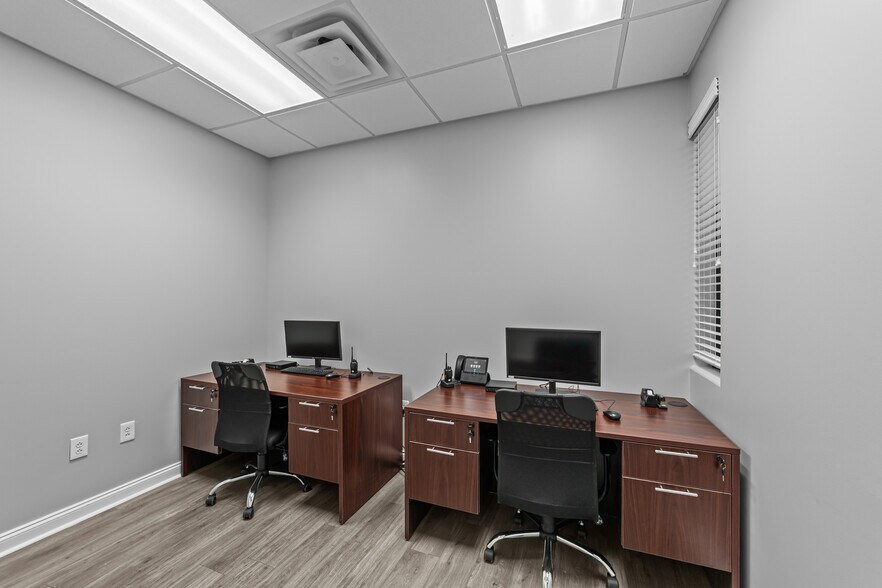 More Photos Of 4561 Heritage Trace Pky, Keller Medical For Sale