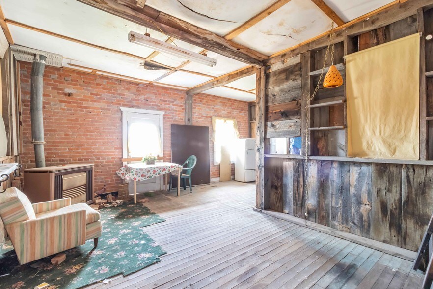 More Photos Of 400 W Victor Ave, Victor Hotel For Sale