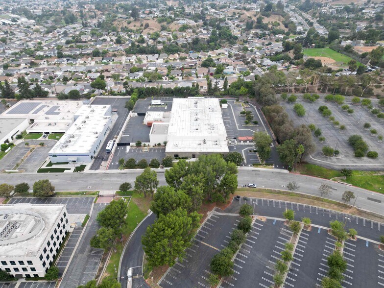 More Photos Of 2001 Saturn St, Monterey Park Light Distribution For Sale