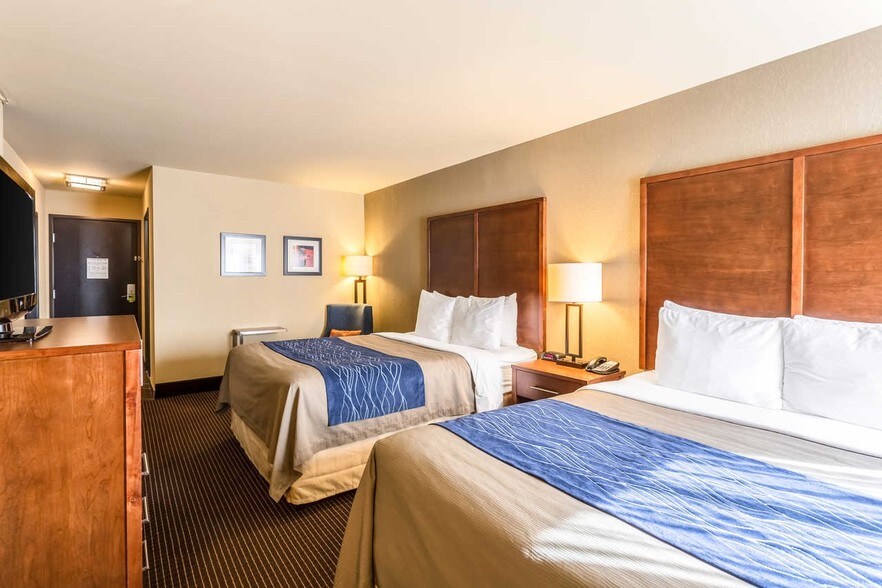 More Photos Of 1532 McCullough Blvd, Tupelo Hotel For Sale