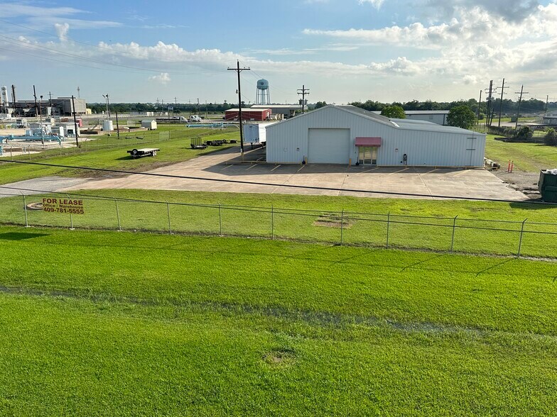 More Photos Of 700 Fm-365, Port Arthur Warehouse For Lease