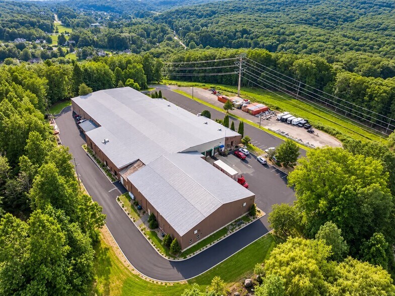 More Photos Of 380 NY-210, Stony Point Warehouse For Lease