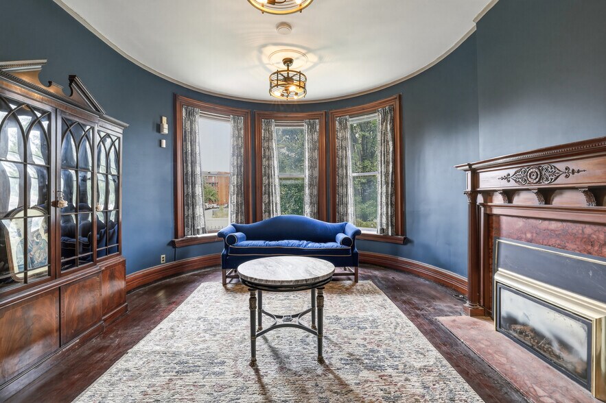 More Photos Of 14 Wethersfield Ave, Hartford Loft Creative Space For Sale