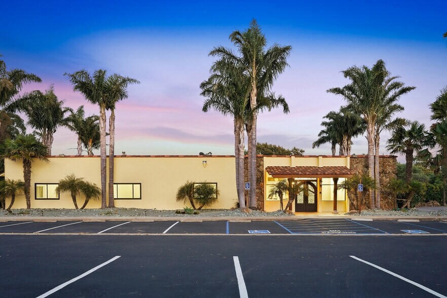 More Photos Of 1338 Atascadero Rd, Morro Bay Lodge Meeting Hall For Lease