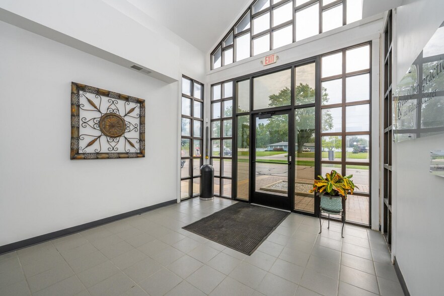 More Photos Of 3830-3824-M-139 Saint Joseph, MI 49085, Saint Joseph Medical For Sale