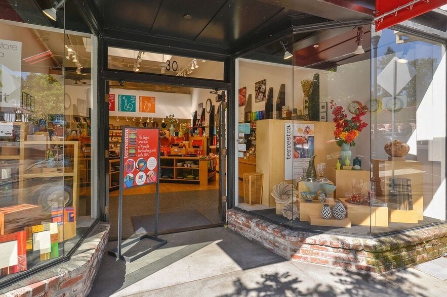 More Photos Of 30 Miller Ave, Mill Valley Storefront For Sale