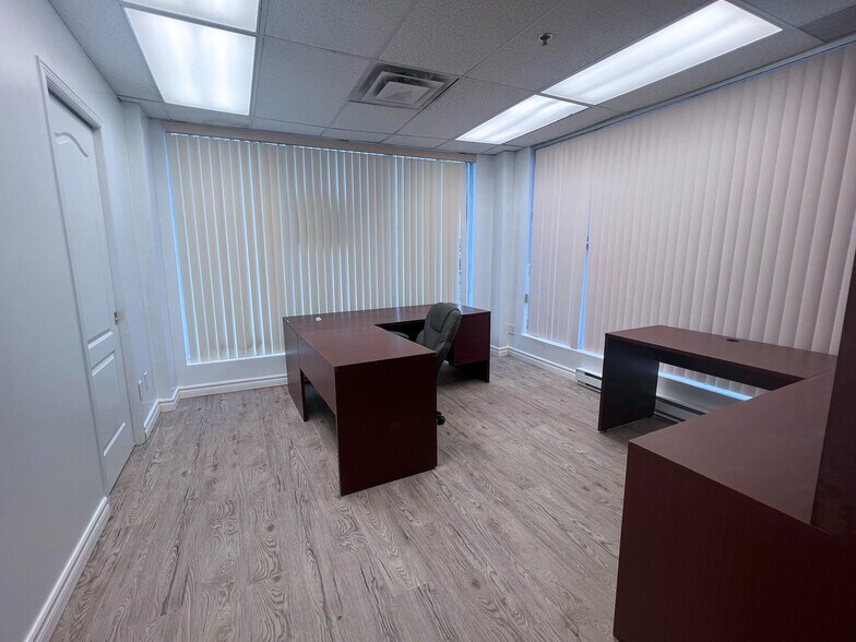 More Photos Of 3005 Boul Matte, Brossard Office For Lease