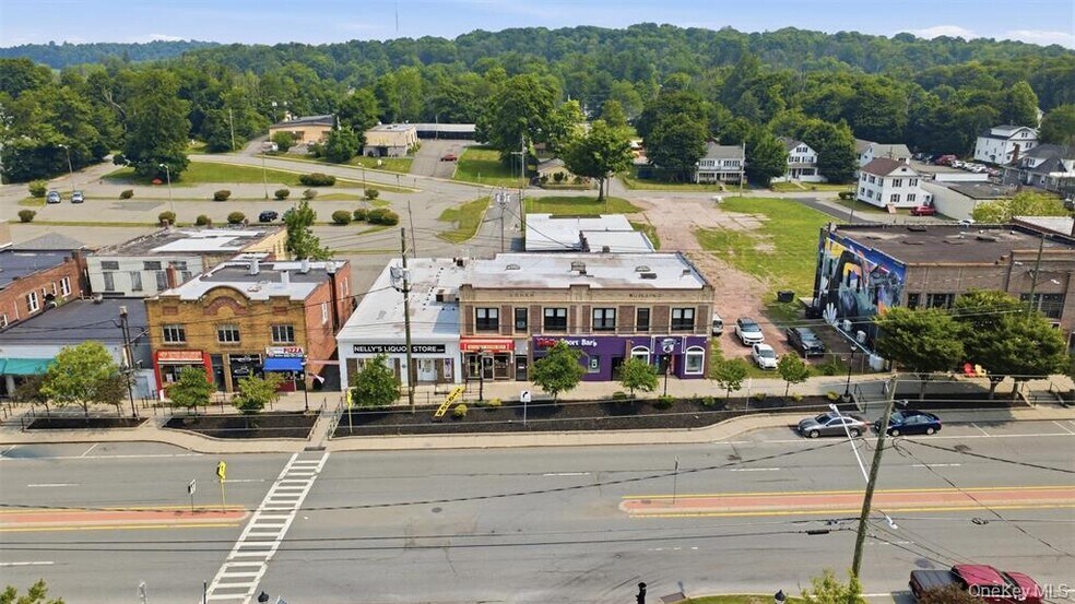 More Photos Of 458 Broadway, Monticello Storefront For Sale