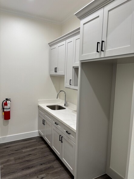 More Photos Of 18920 Kuykendahl Rd, Spring Office For Sale