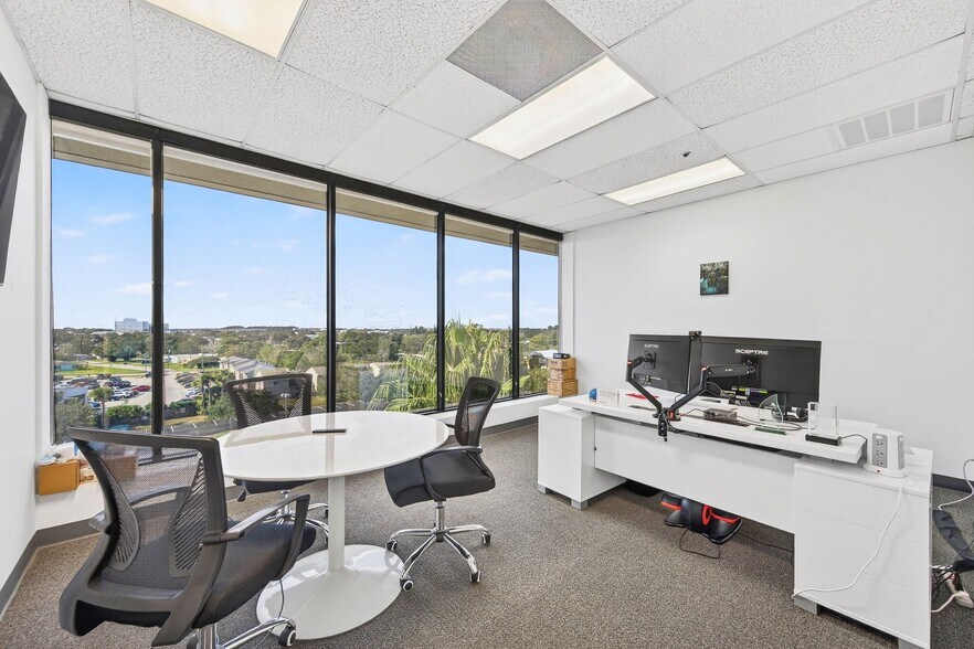 More Photos Of 930 S Harbor City Blvd SW, Melbourne Office For Sale