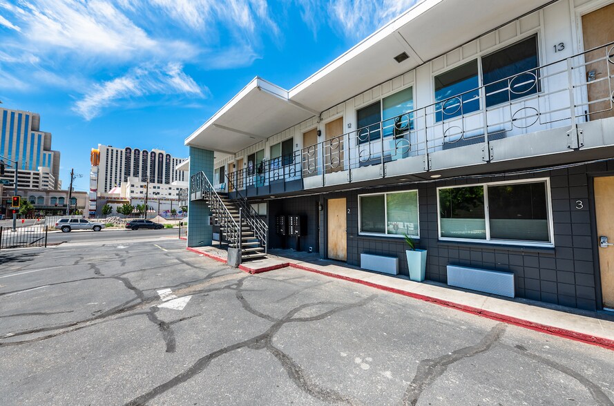 More Photos Of 500 University Way, Reno Apartments For Sale