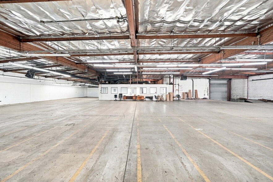 More Photos Of 777 1/2 Stanford Ave, Los Angeles Warehouse For Sale