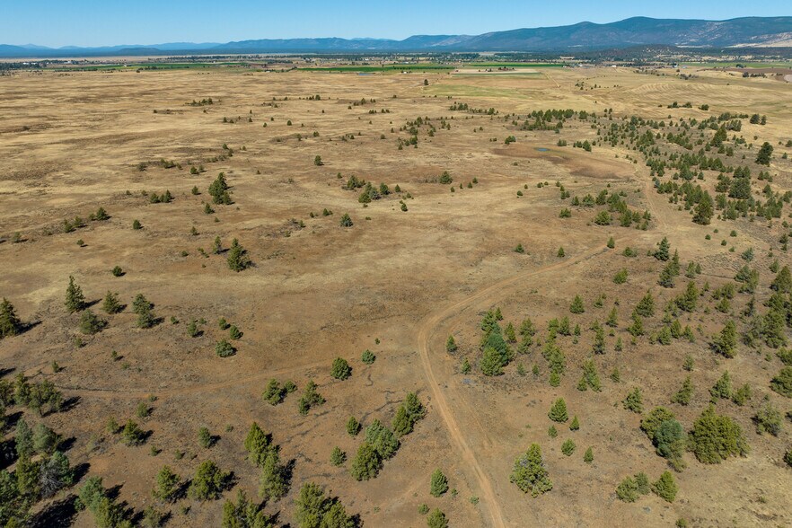 More Photos Of Old Highway Road, Mcarthur Land For Sale