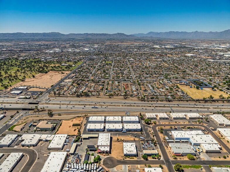 More Photos Of 1329 N 29th Ave, Phoenix Warehouse For Lease
