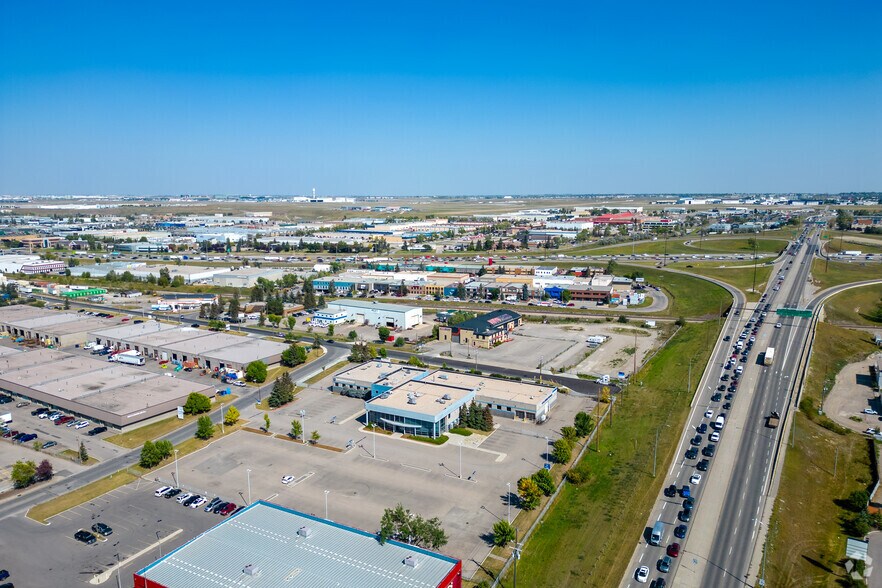 More Photos Of 665 Goddard Ave NE, Calgary Auto Dealership For Lease