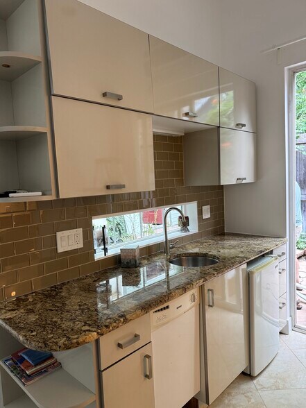 More Photos Of 2926 Welton St, Denver Specialty For Sale