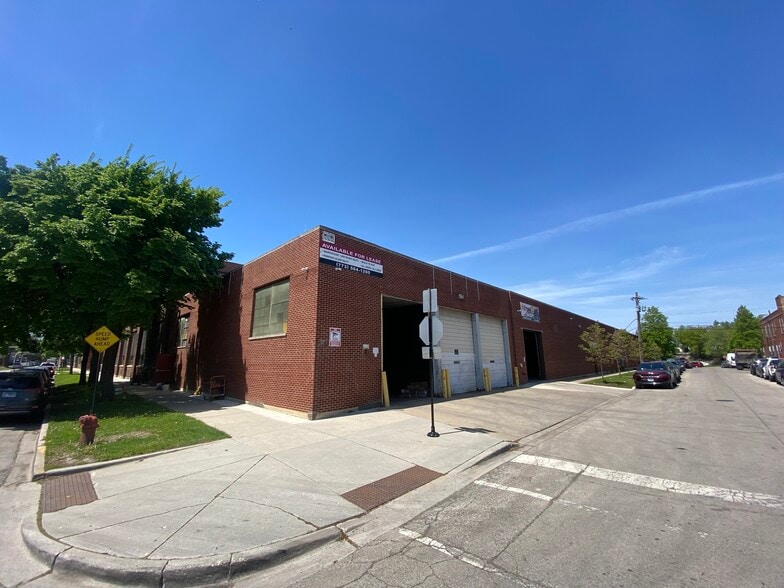 More Photos Of 4850 W Bloomingdale Ave, Chicago Warehouse For Sale