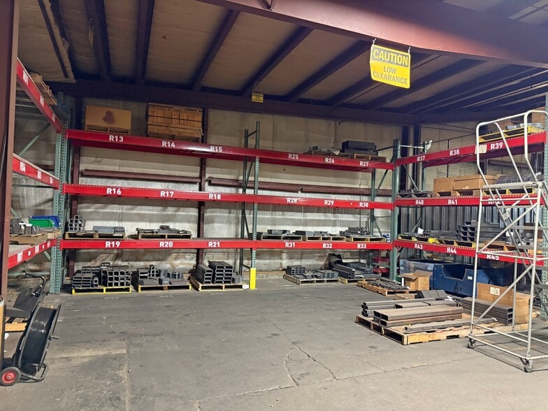 More Photos Of 2120 4th Ave, Holdrege Industrial For Sale