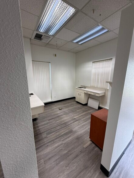 More Photos Of 1481 Live Oak Blvd, Yuba City Medical For Lease