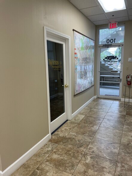 More Photos Of 2100 Alafaya Trl, Oviedo Office For Lease