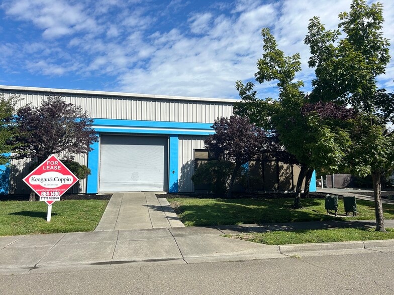 Primary Photo Of 450 Aaron St, Cotati Warehouse For Lease
