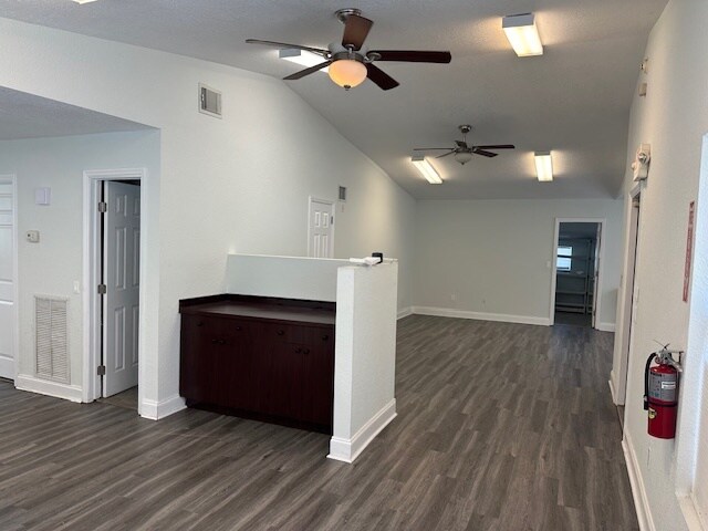 More Photos Of 6740 Taft St, Hollywood Medical For Lease