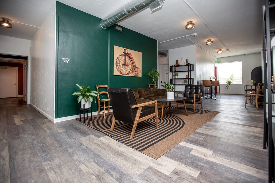 More Photos Of 9629-9635 W Colfax Ave, Lakewood Storefront For Lease