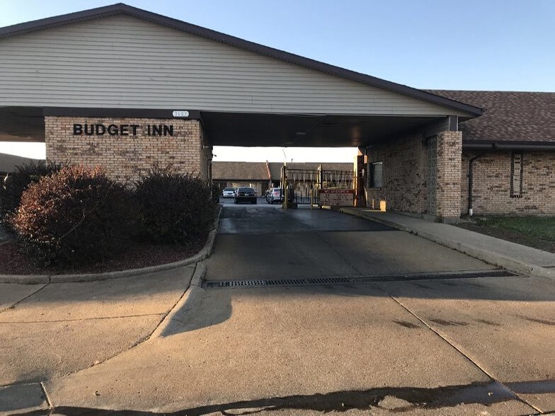 More Photos Of 3607 Hamilton Ave, Saint Louis Hotel For Sale