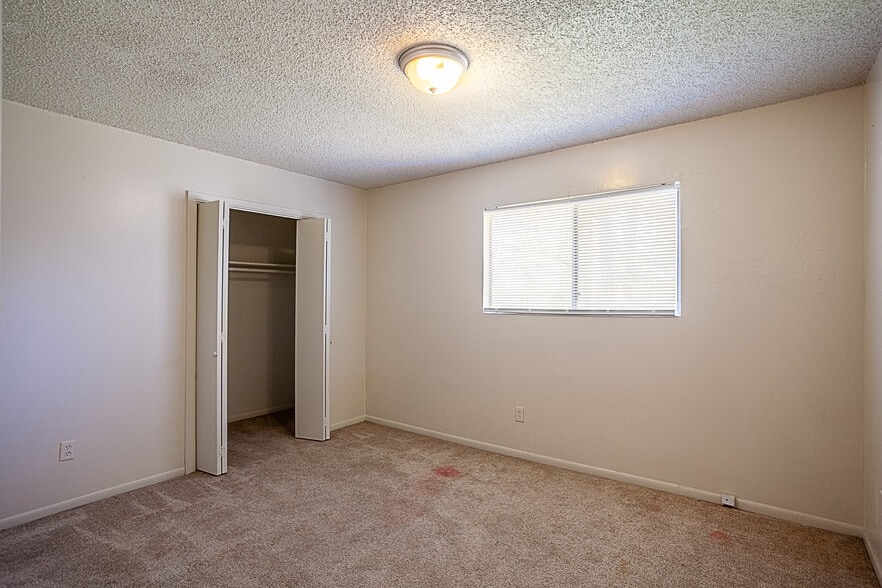 More Photos Of 1750 N Pine St, Kountze Apartments For Sale