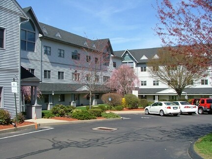 More Photos Of 420 E Main St, Branford Medical For Sale