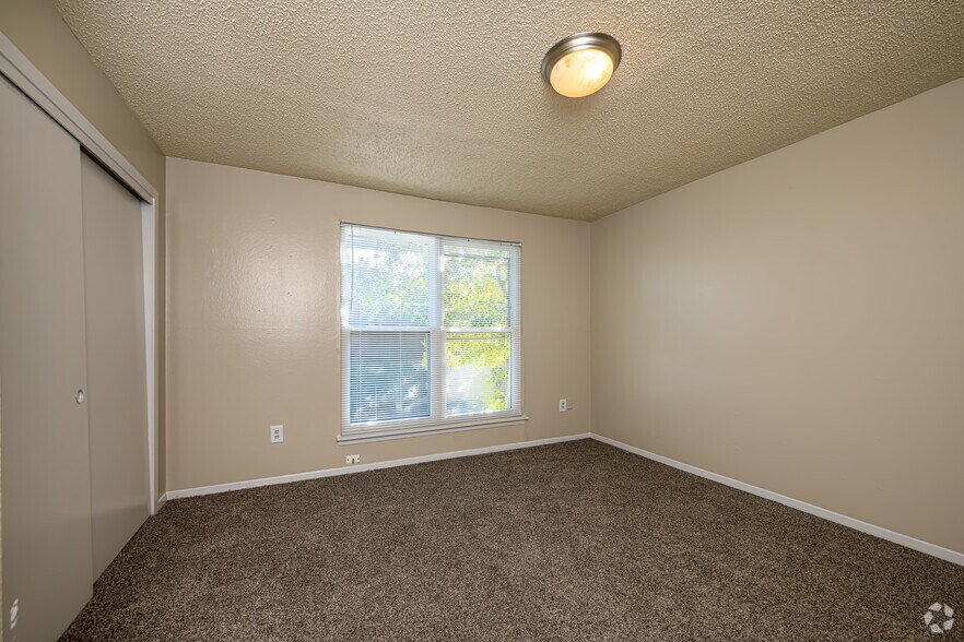 More Photos Of 10530 Florida Blvd, Baton Rouge Apartments For Sale