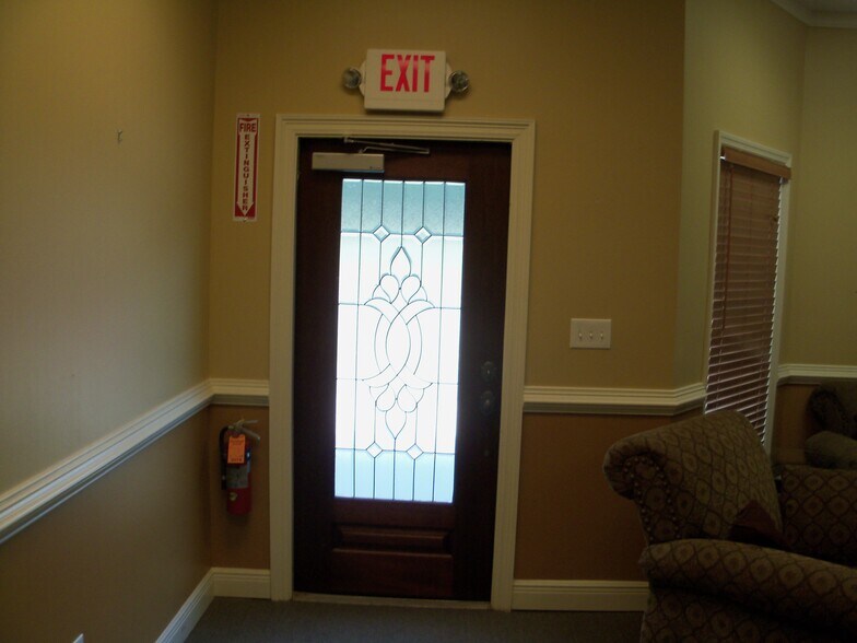 More Photos Of 13155 Shriners Blvd, Biloxi Medical For Lease