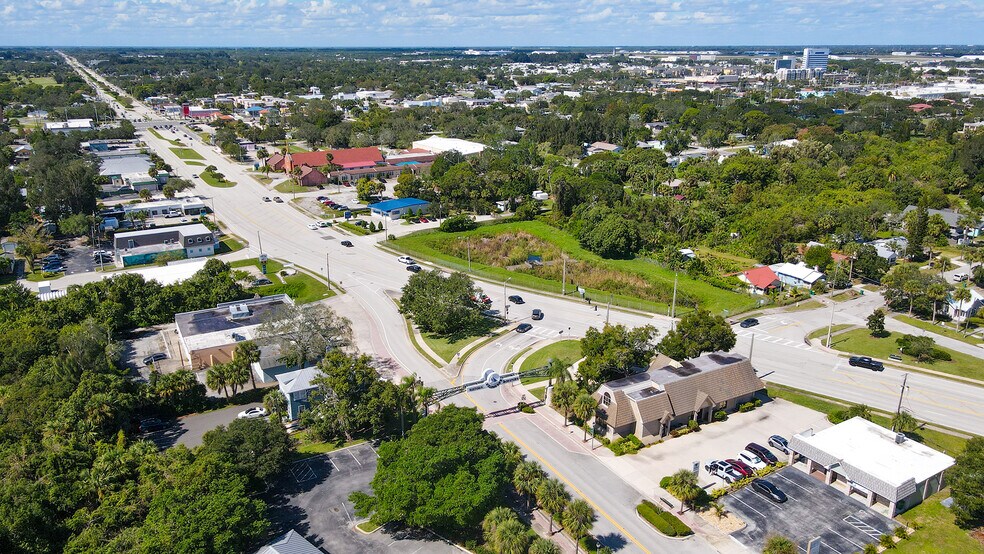 More Photos Of 300 E New Haven Ave, Melbourne Office For Sale