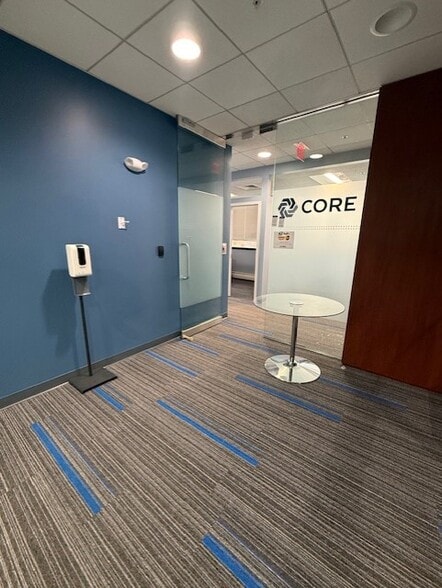 More Photos Of 950 Warren Ave, East Providence Medical For Lease