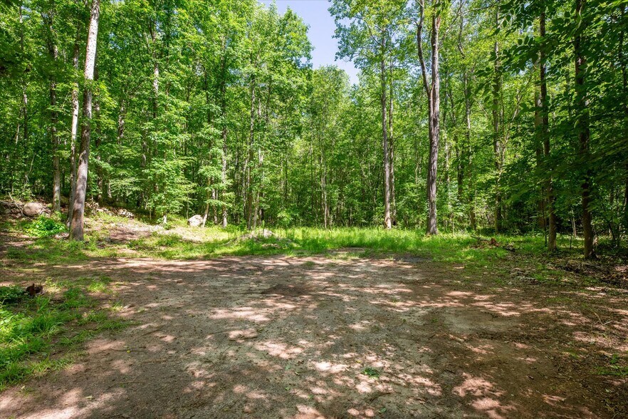 More Photos Of 637 Odell Rd, Liberty Land For Sale