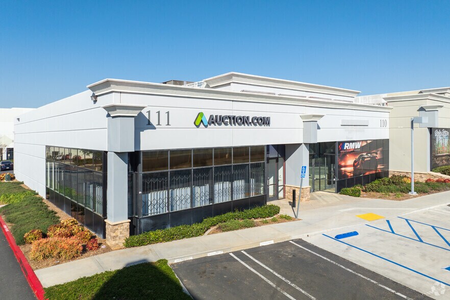 More Photos Of 2410 Wardlow Rd, Corona Freestanding For Lease