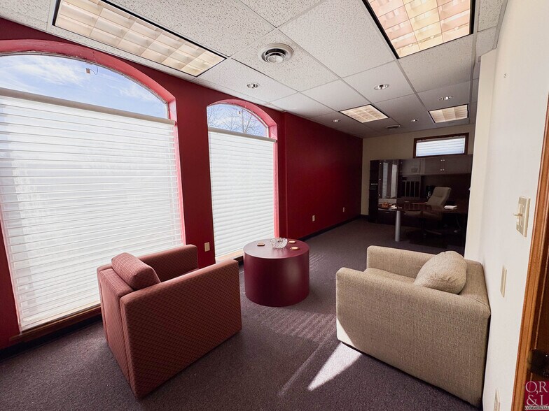 More Photos Of 199 Oakwood Ave, West Hartford Medical For Sale