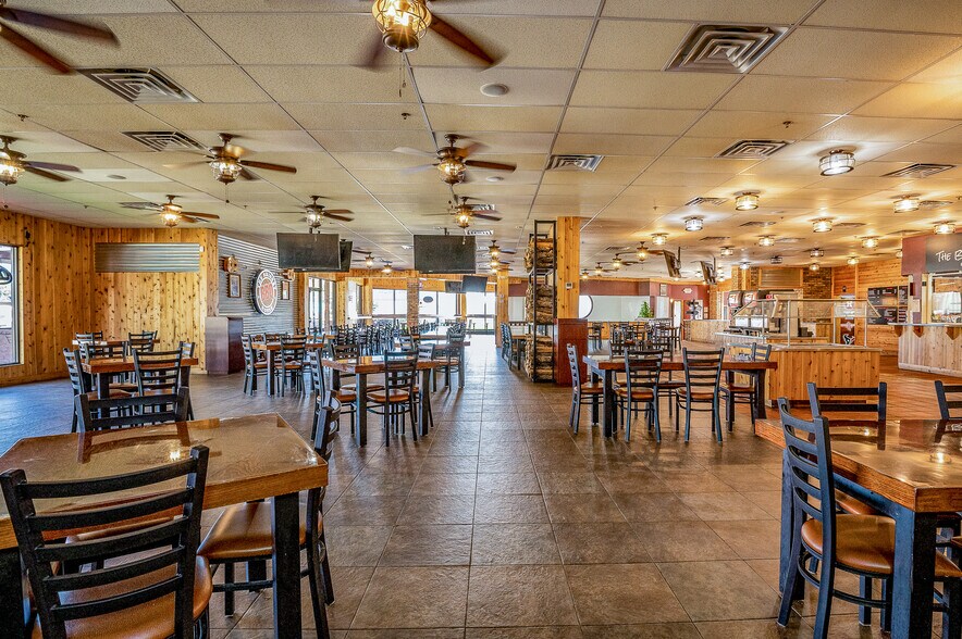 More Photos Of 3301 Cypress Creek Pky, Houston Restaurant For Lease
