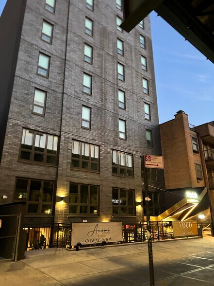 More Photos Of 30-17 31st St, Astoria Hotel For Lease