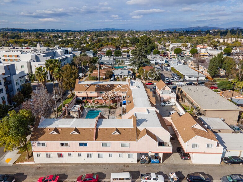 More Photos Of 550 Williamson Ave, Fullerton Apartments For Sale